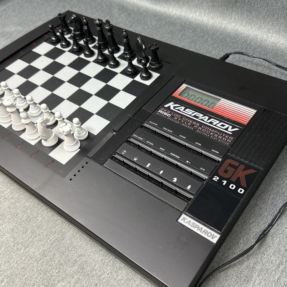 Vintage Saitek Kasparov GK 2100 Electronic Chess Computer Sensory Board Works